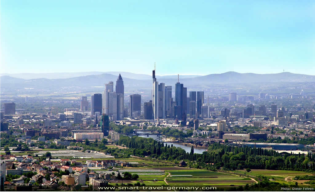 frankfurt-skyline.jpg